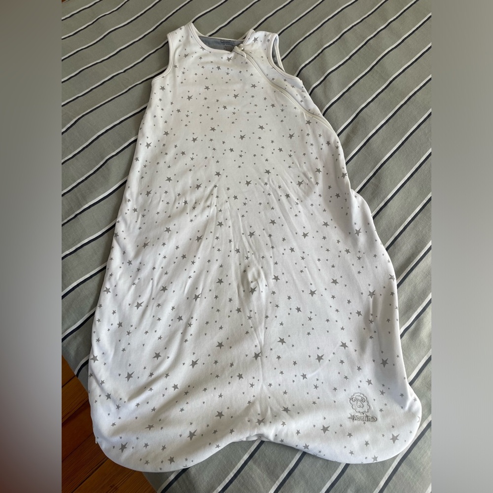 Woolino 4-Season White with Grey Stars Sleep Sack